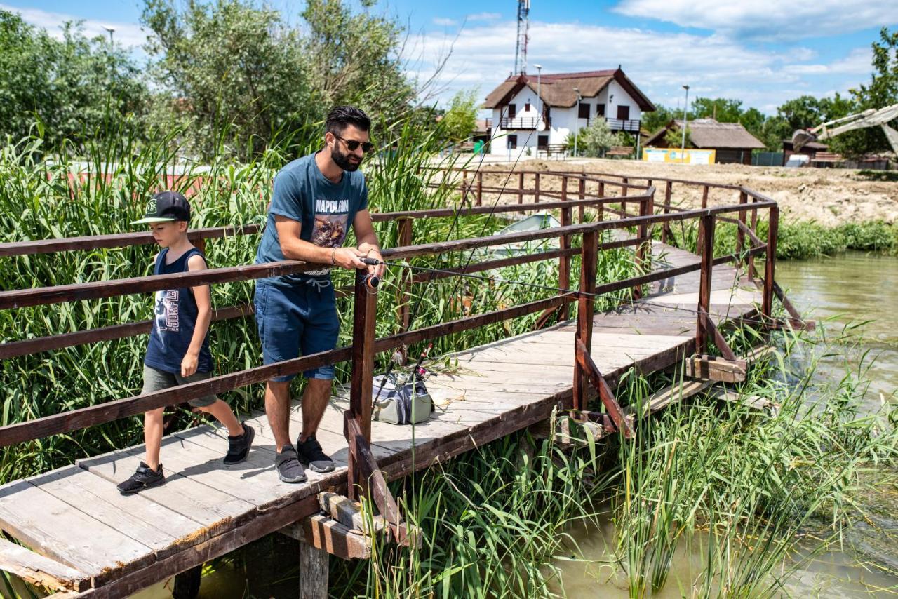 Zen Eco Villa Sfântu Gheorghe Exteriör bild