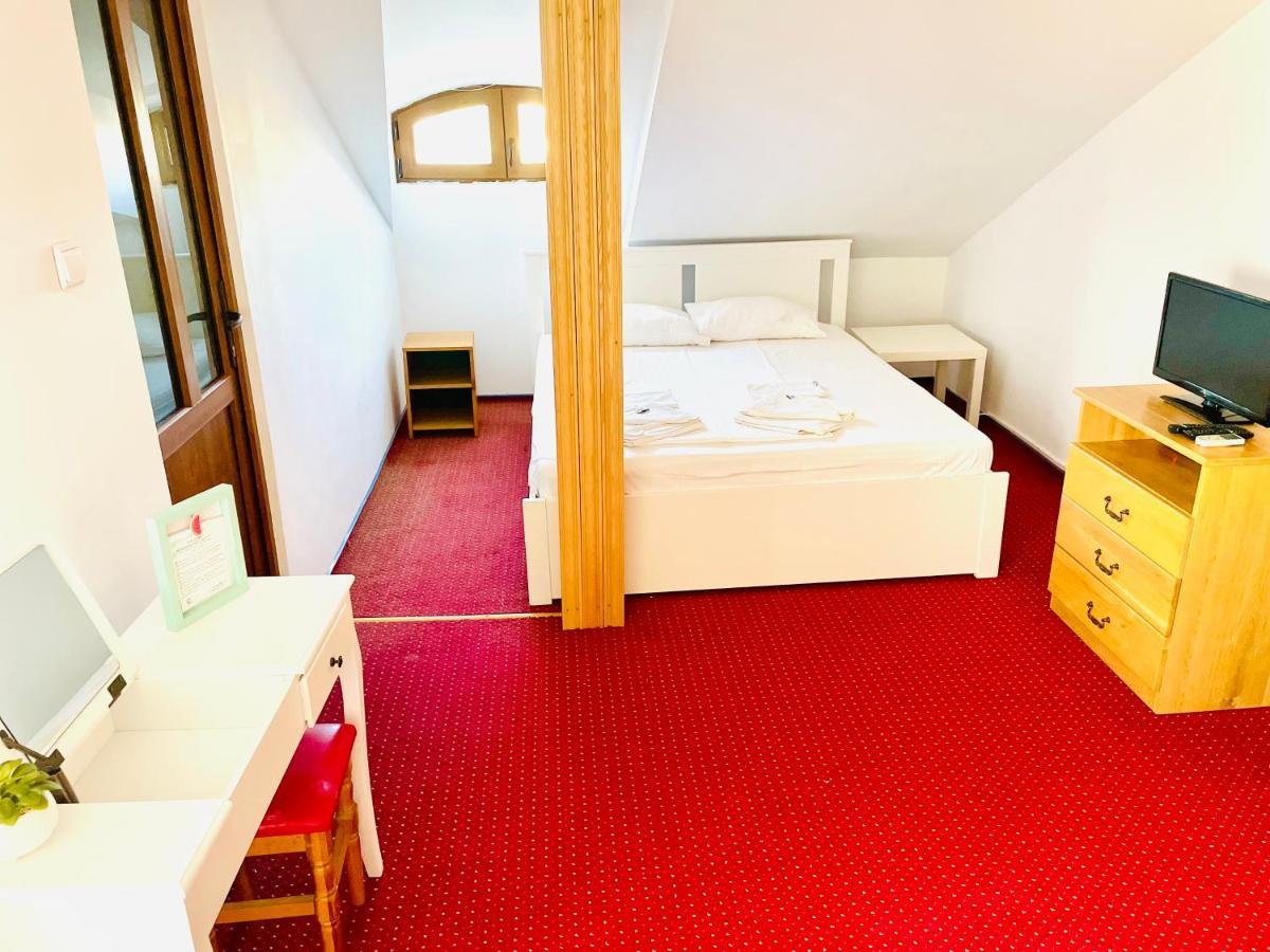 Zen Eco Villa Sfântu Gheorghe Exteriör bild