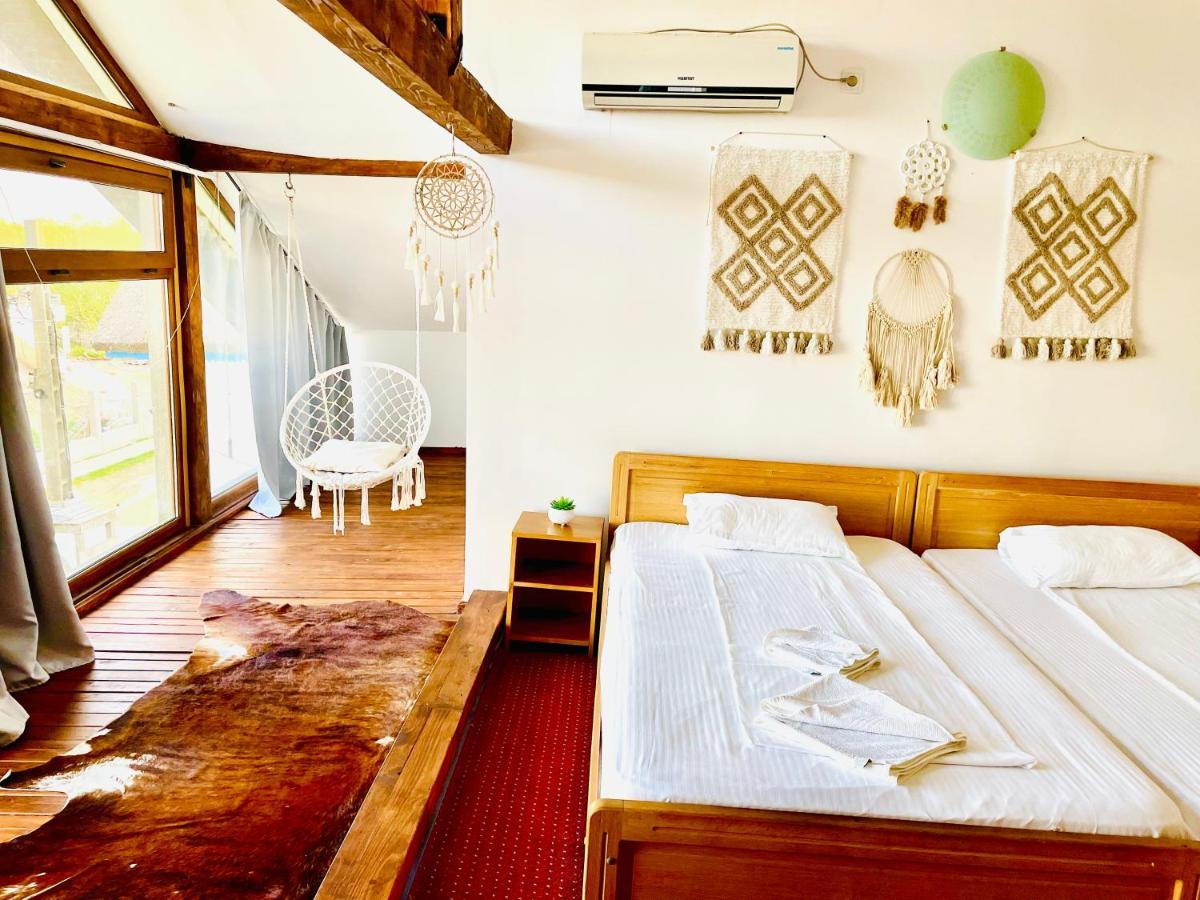 Zen Eco Villa Sfântu Gheorghe Exteriör bild