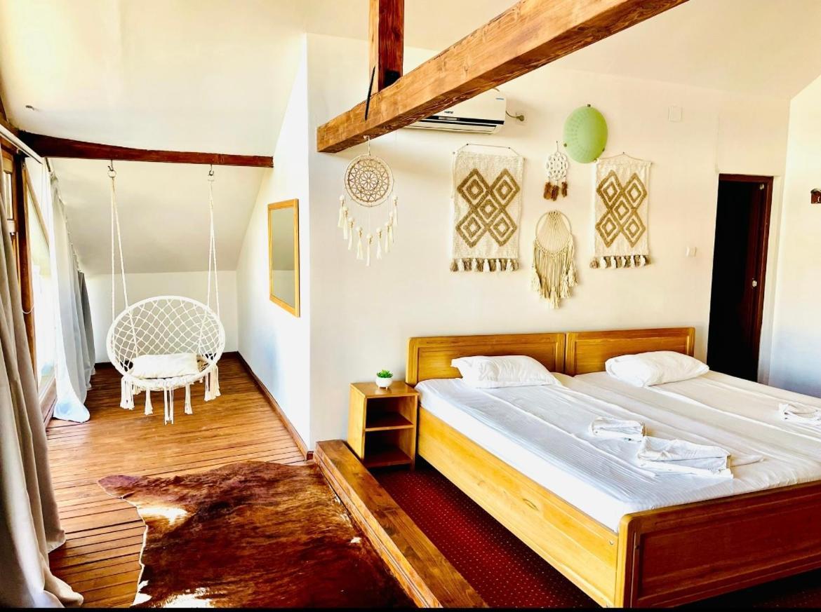 Zen Eco Villa Sfântu Gheorghe Exteriör bild